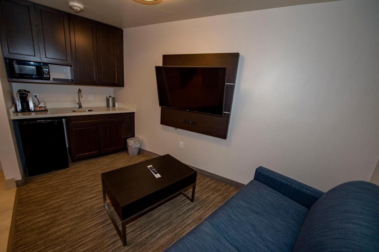 Holiday Inn Express & Suites - Colorado Springs Afa Northgate By Ihg Bilik gambar