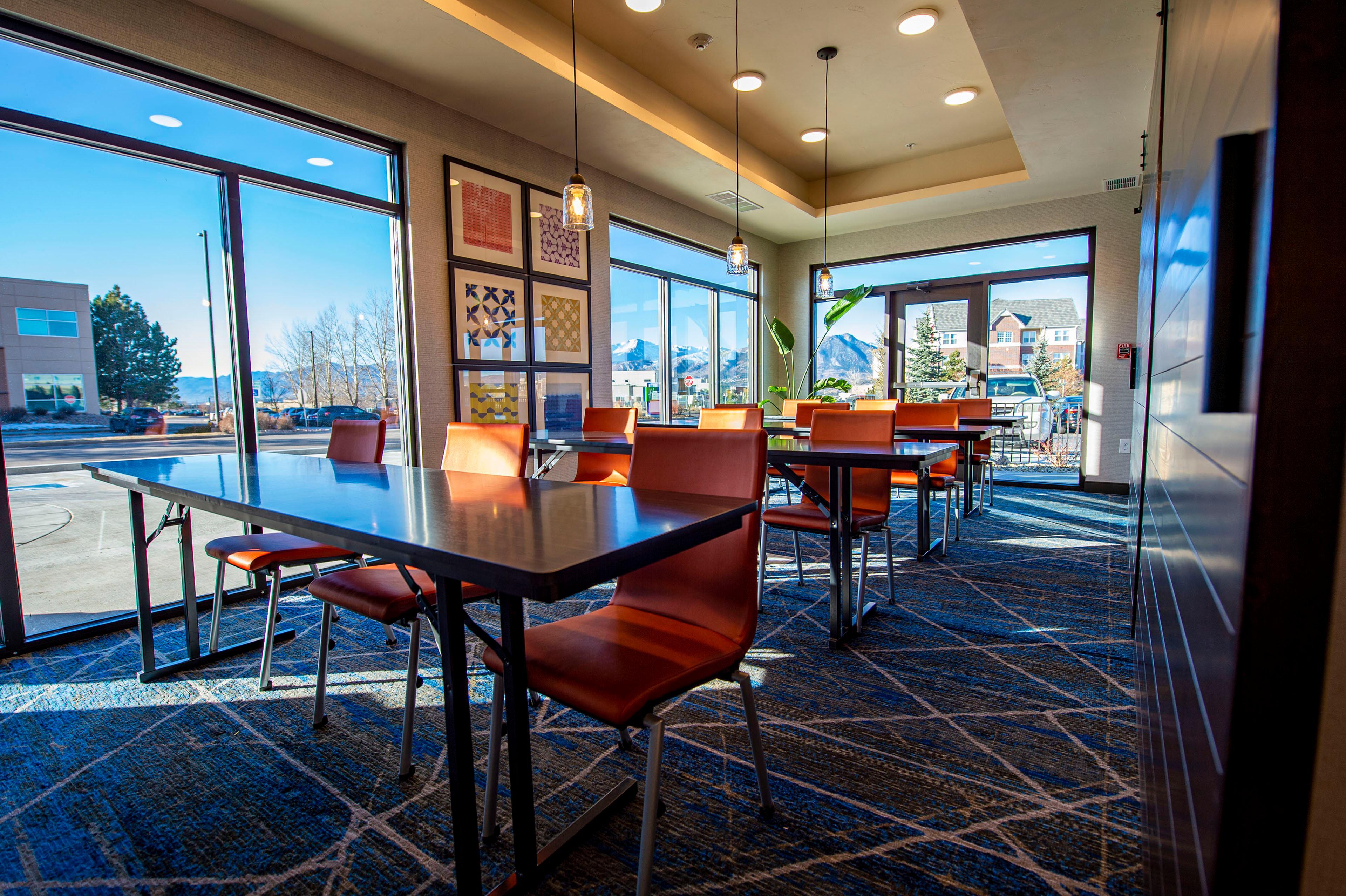 Holiday Inn Express & Suites - Colorado Springs Afa Northgate By Ihg Luaran gambar