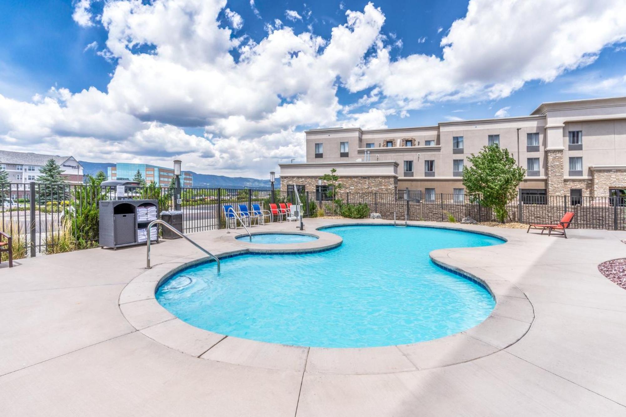 Holiday Inn Express & Suites - Colorado Springs Afa Northgate By Ihg Luaran gambar