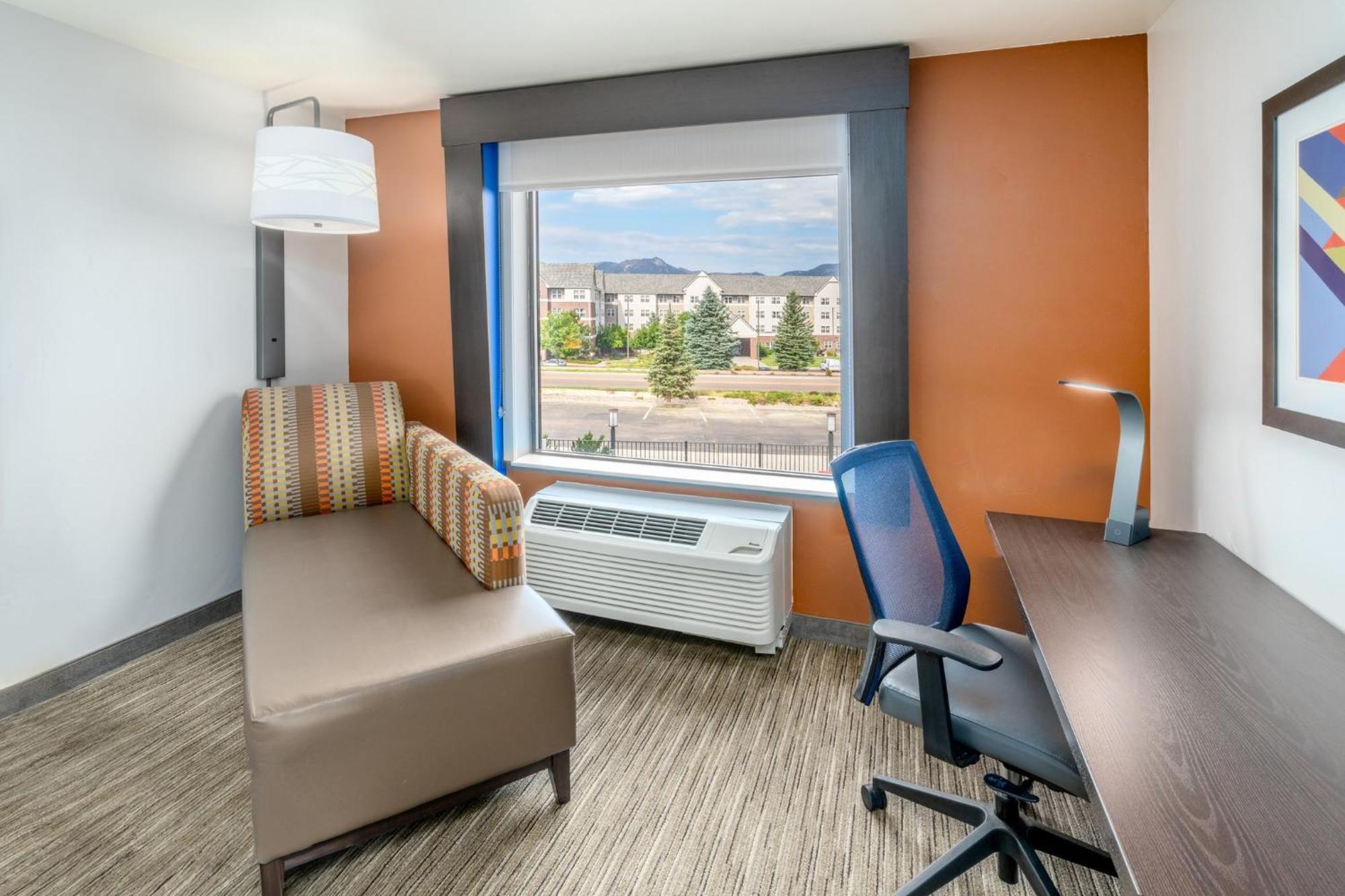 Holiday Inn Express & Suites - Colorado Springs Afa Northgate By Ihg Luaran gambar