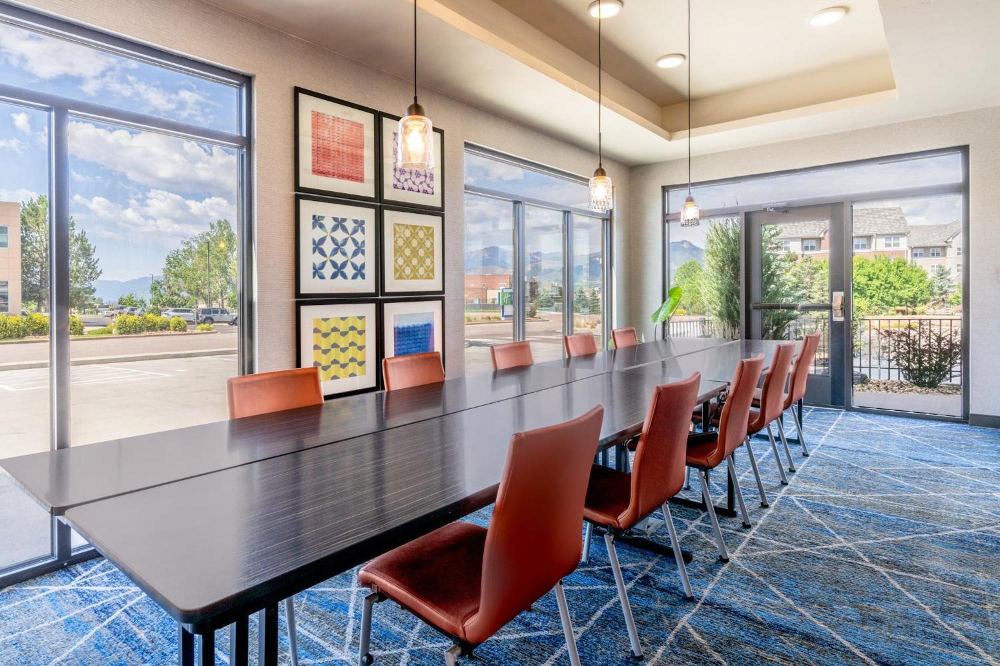 Holiday Inn Express & Suites - Colorado Springs Afa Northgate By Ihg Luaran gambar