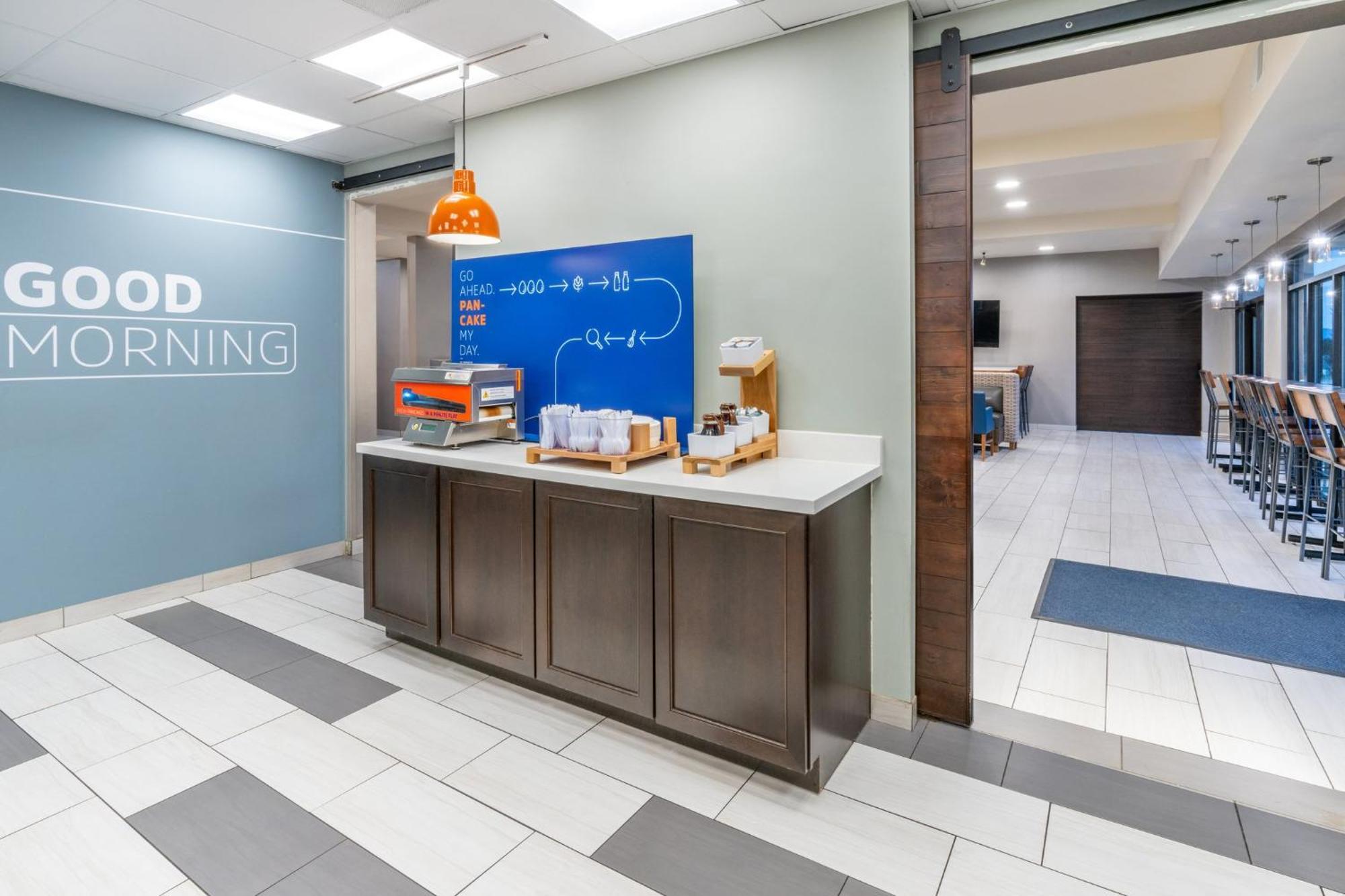 Holiday Inn Express & Suites - Colorado Springs Afa Northgate By Ihg Luaran gambar